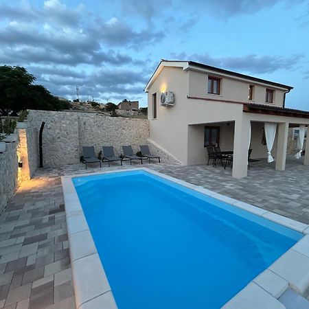 Villa Kamia With Private Heated Pool And Electric Vehicle Adapter Zubovići المظهر الخارجي الصورة