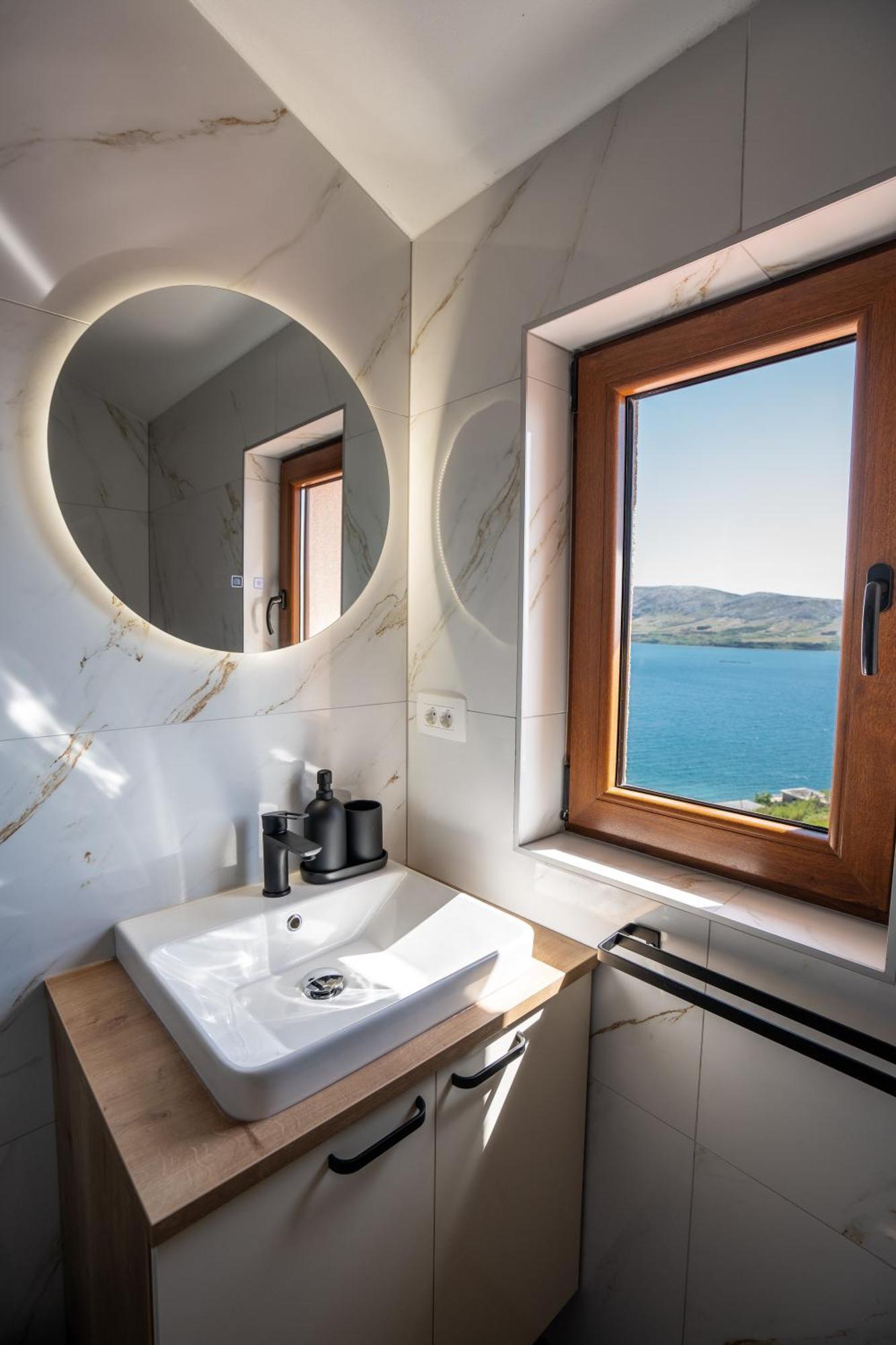 Villa Kamia With Private Heated Pool And Electric Vehicle Adapter Zubovići المظهر الخارجي الصورة