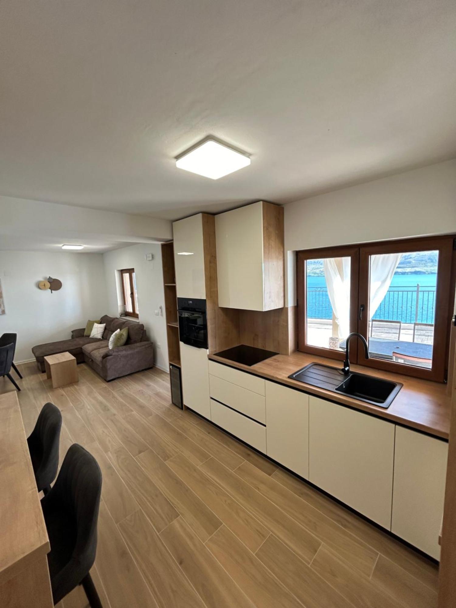 Villa Kamia With Private Heated Pool And Electric Vehicle Adapter Zubovići المظهر الخارجي الصورة